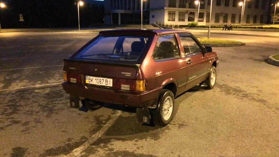 Lada 2108 3