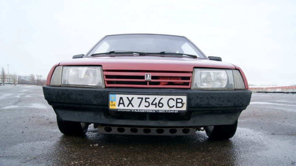 Lada 2108 5