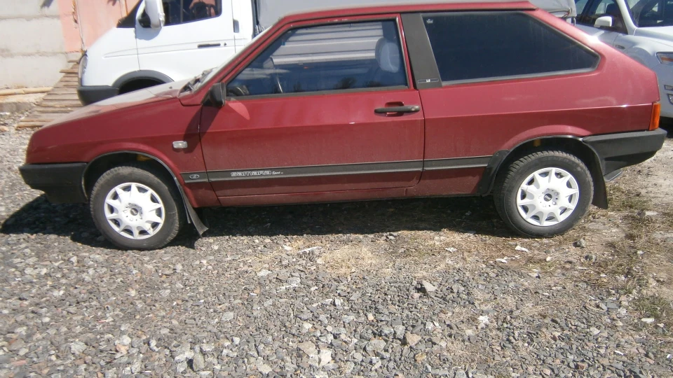 Lada 2108 4