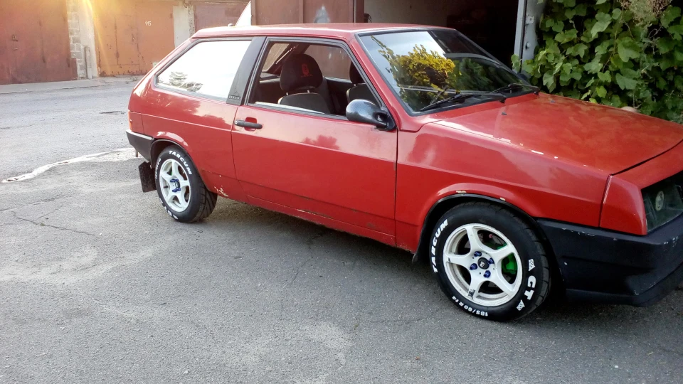 Lada 2108 3