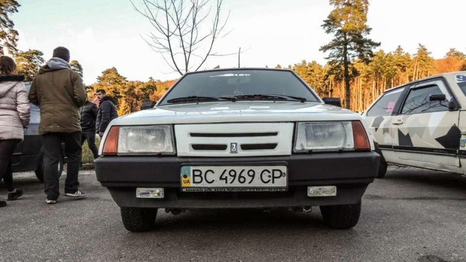 Lada 2108 3