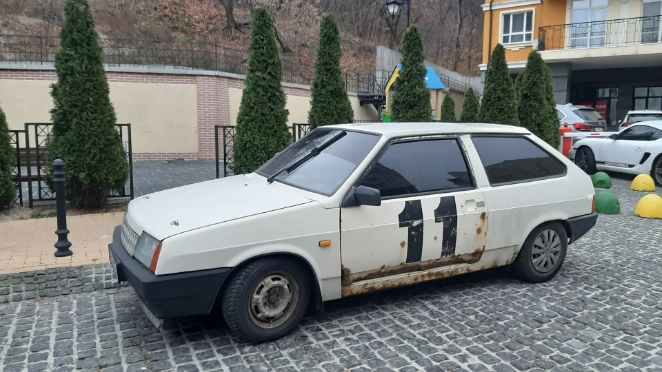 Lada 2108 11 2