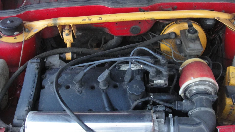 Lada 2108 1.6 16 velve 4