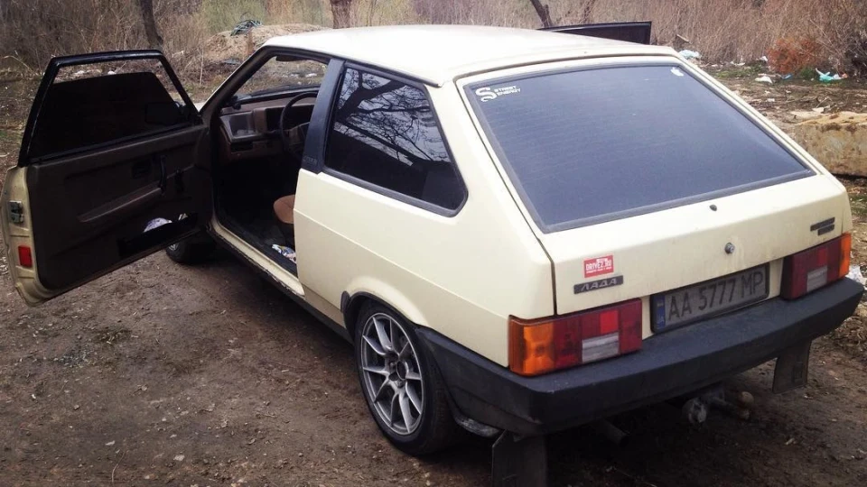 Lada 2108 '87 1.6 8v 4