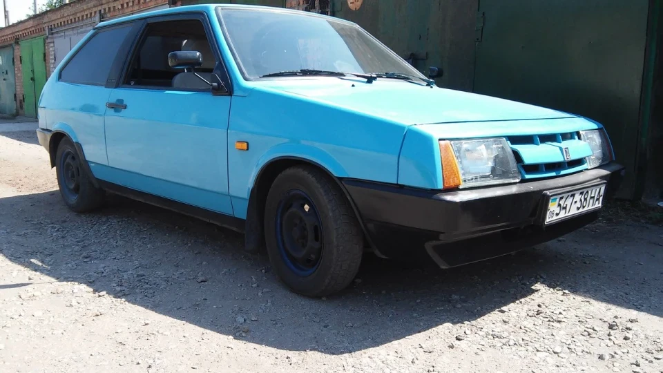 Lada 2108 blue ice 2