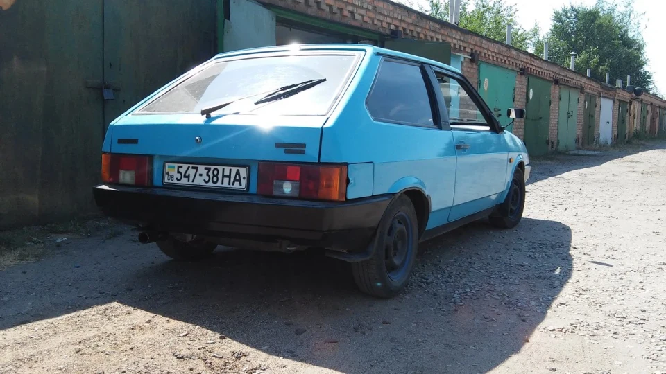Lada 2108 blue ice 3