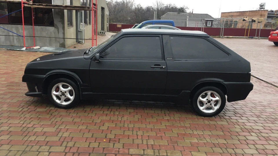 Lada 2108 чорна матова 5