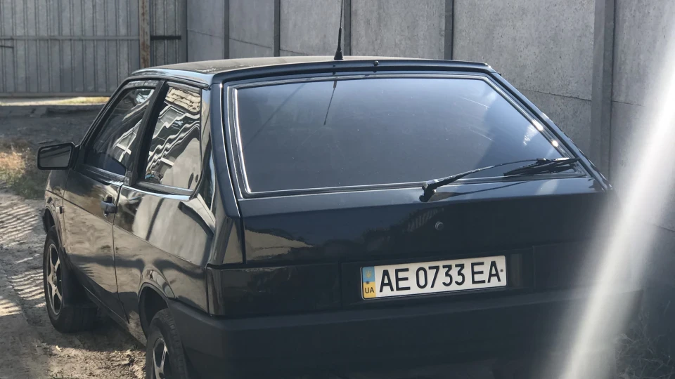 Lada 2108 Чорний металік 3