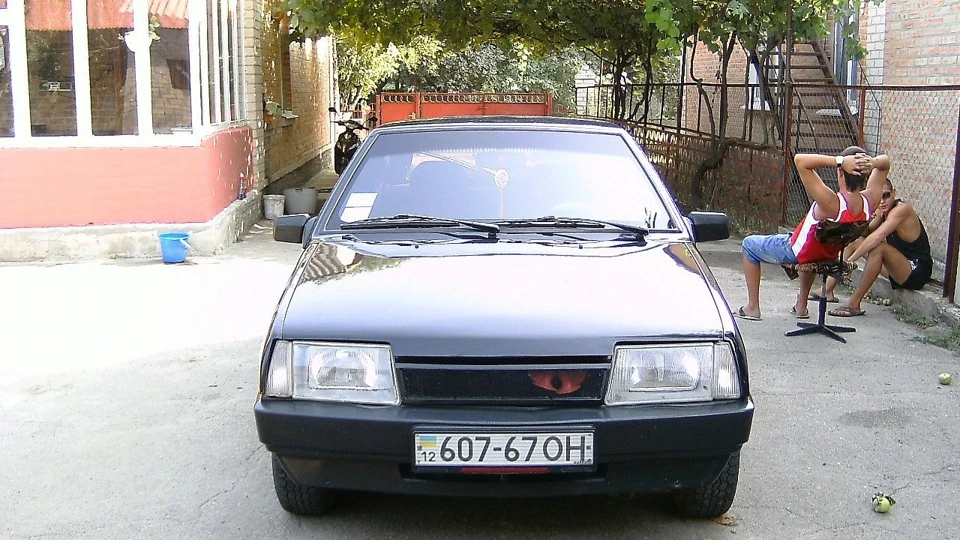 Lada 2108 Чорний стік 3