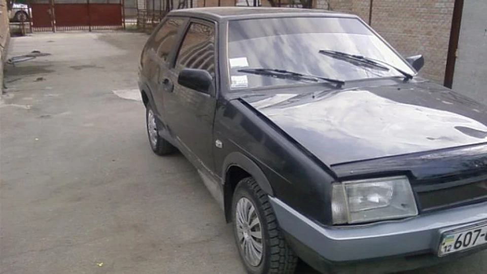 Lada 2108 Чорний стік 4