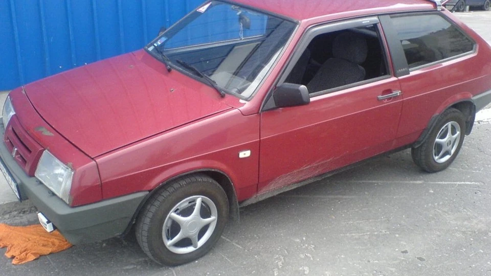 Lada 2108 корчебан