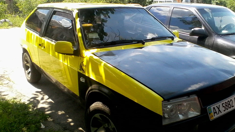 Lada 2108 Mad Bee 2