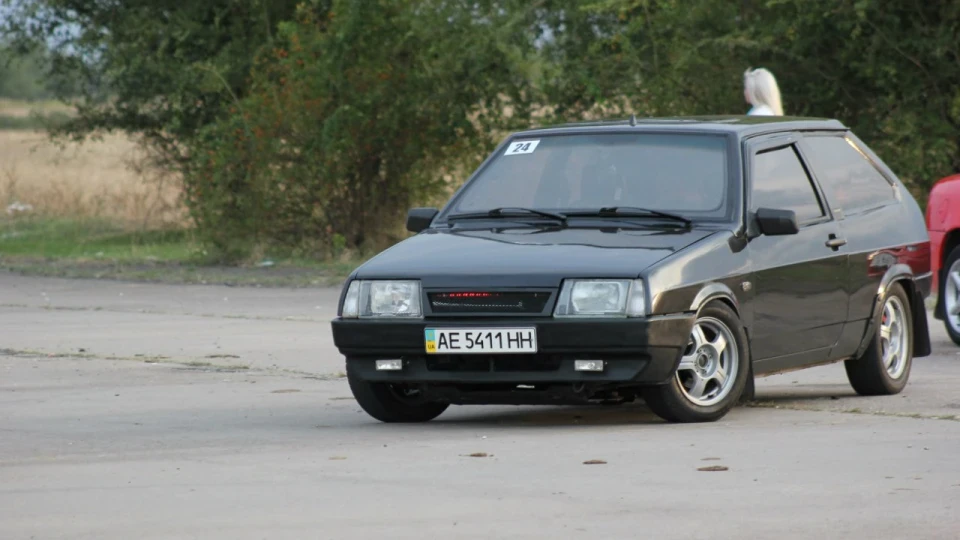 Lada 2108 моє чорне маля 4