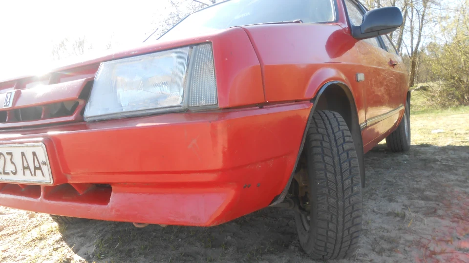Lada 2108 Red Bull