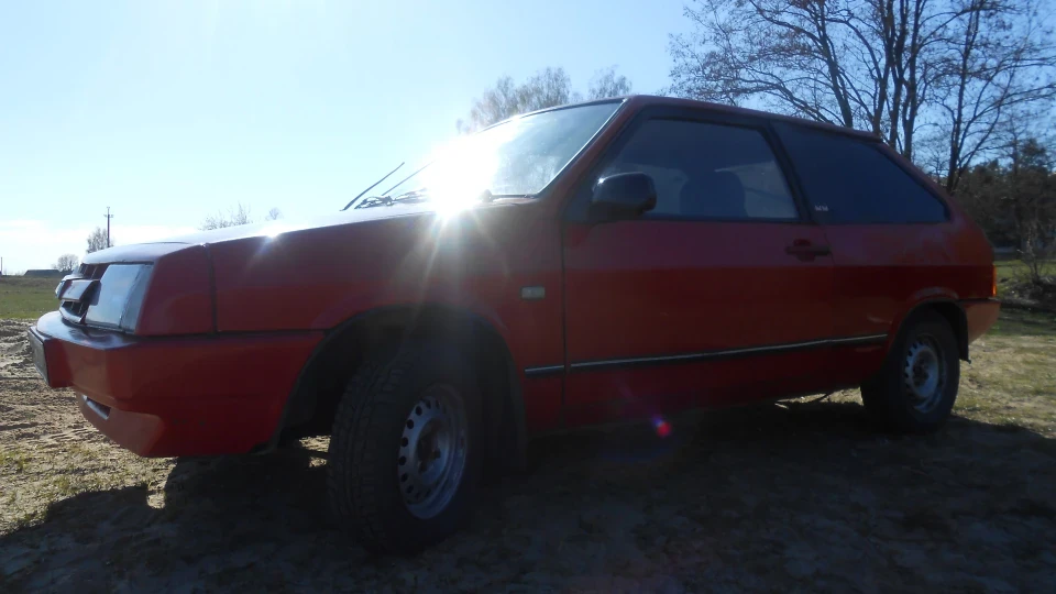 Lada 2108 Red Bull 2