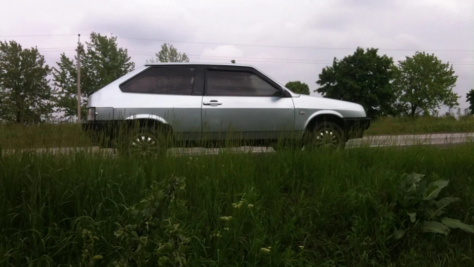 Lada 2108 з номером 2108 4