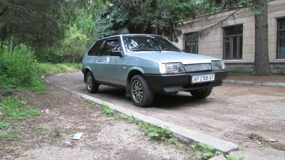 Lada 2108 з номером 2108 5