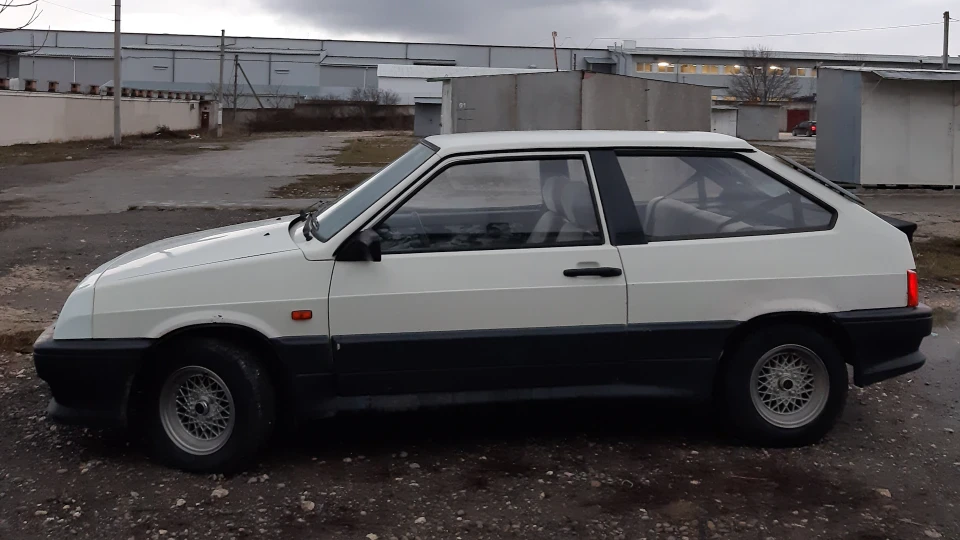 Lada 2108 Samara 4