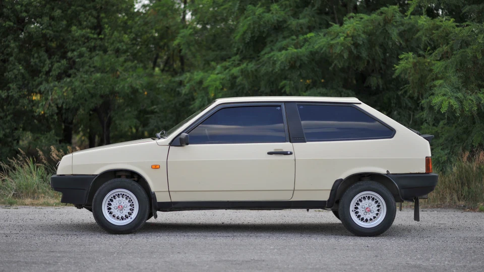Lada 2108 Радянський віз 3