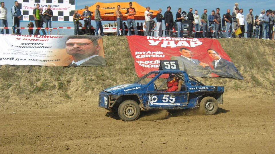 Lada 2108 ТАНК ) 3