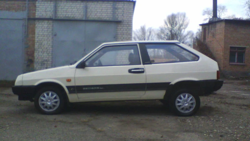 Lada 2108 Восьмера 5