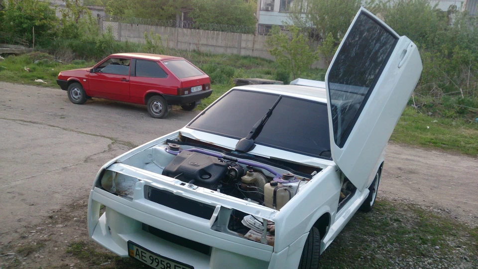 Lada 2108 White "8" series of LADA 2