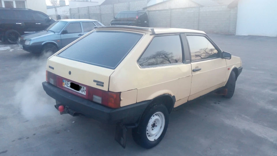 Lada 2108 Жовта примула 1,5 4