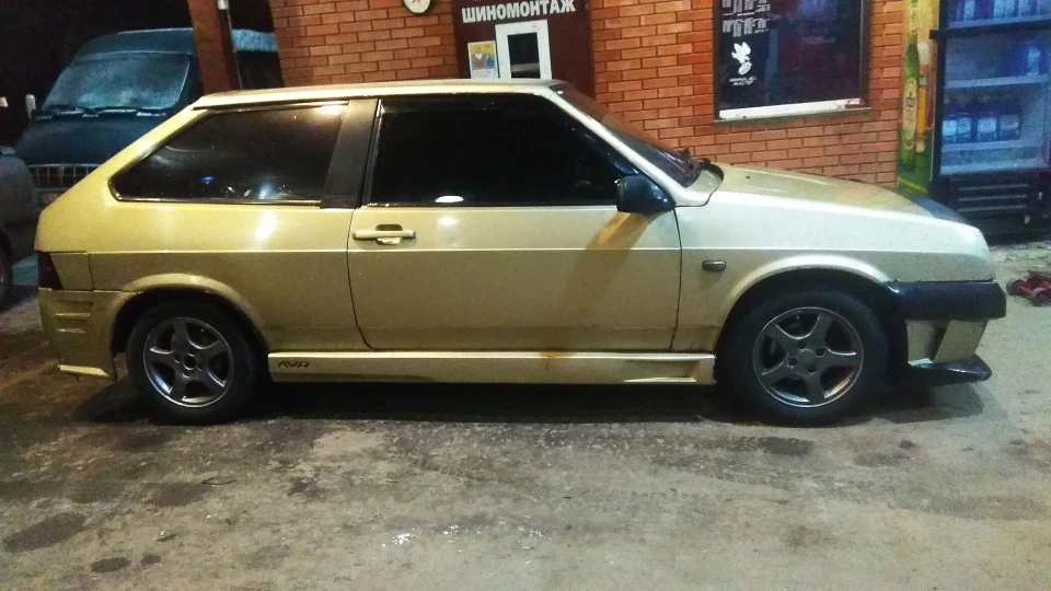 Lada 2108 Золота