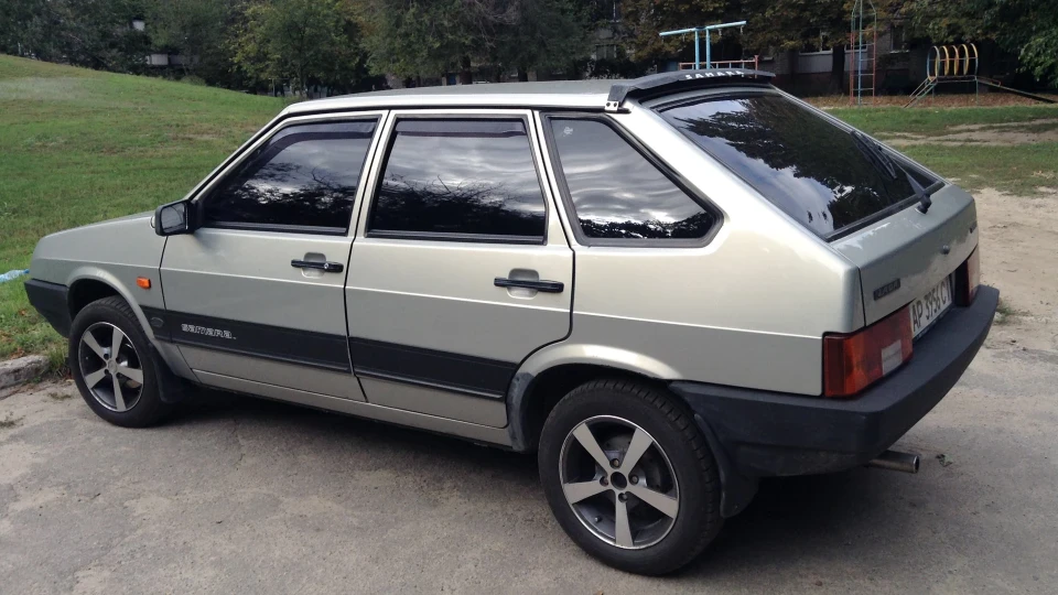 Lada 2109 3