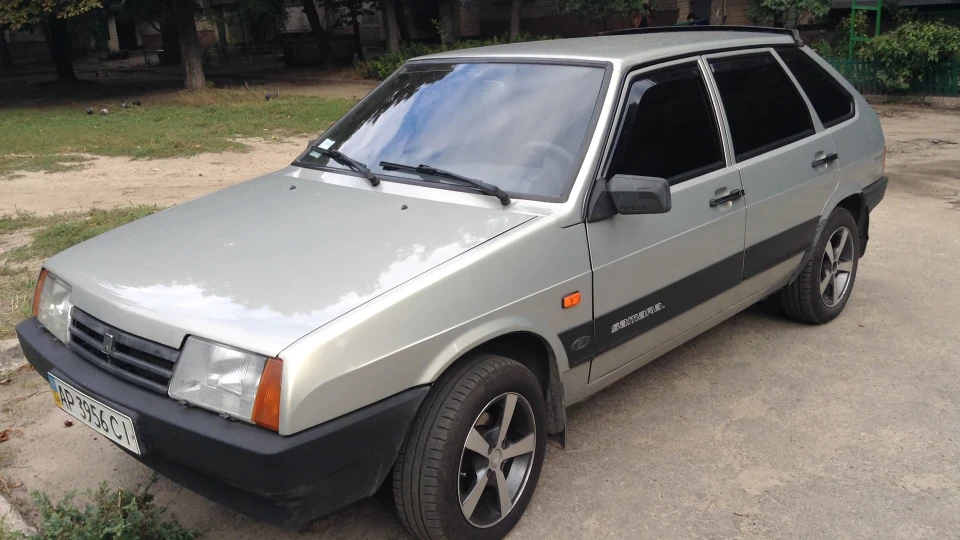Lada 2109 4