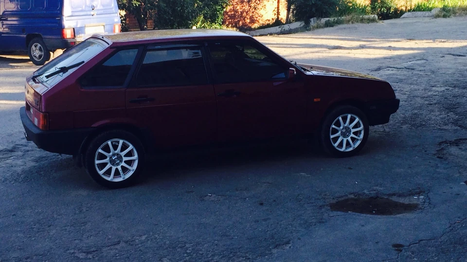 Lada 2109 4