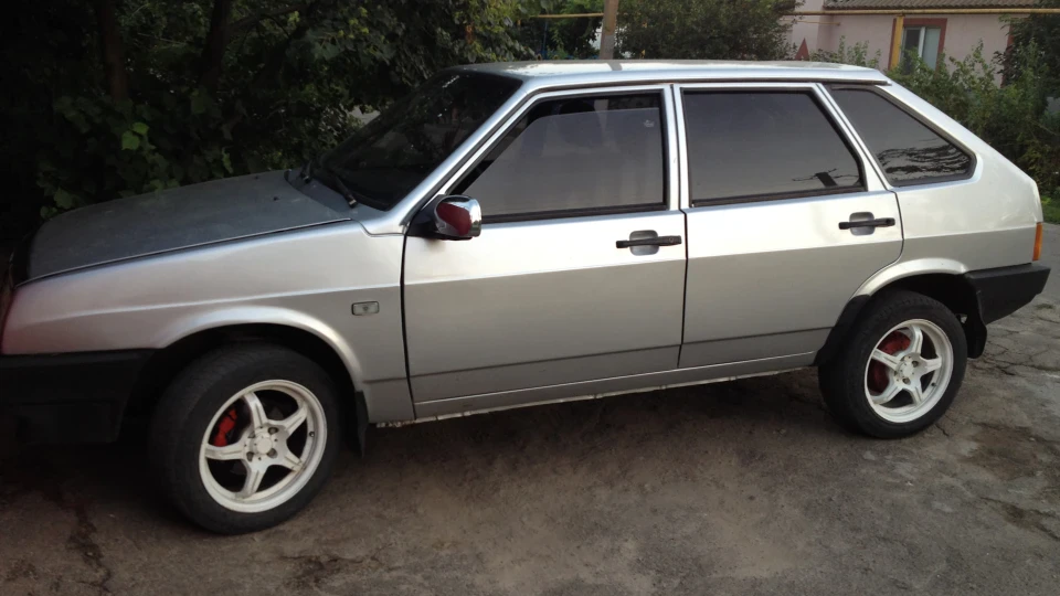 Lada 2109 2