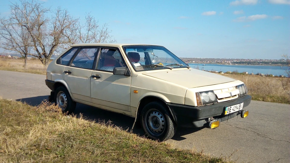 Lada 2109 4