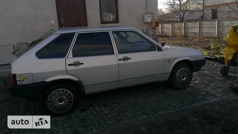 Lada 2109 2