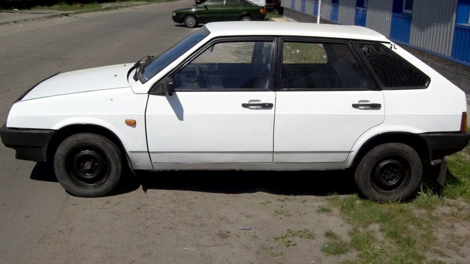 Lada 2109 2