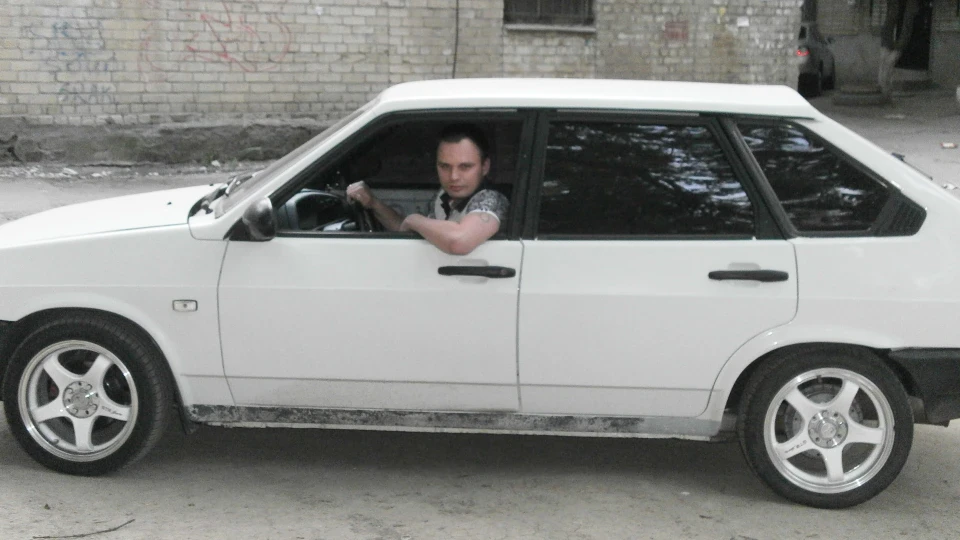 Lada 2109 4