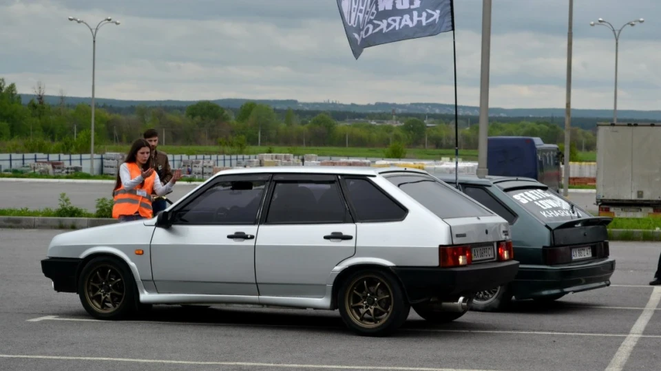 Lada 2109 4