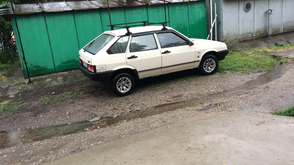 Lada 2109 4