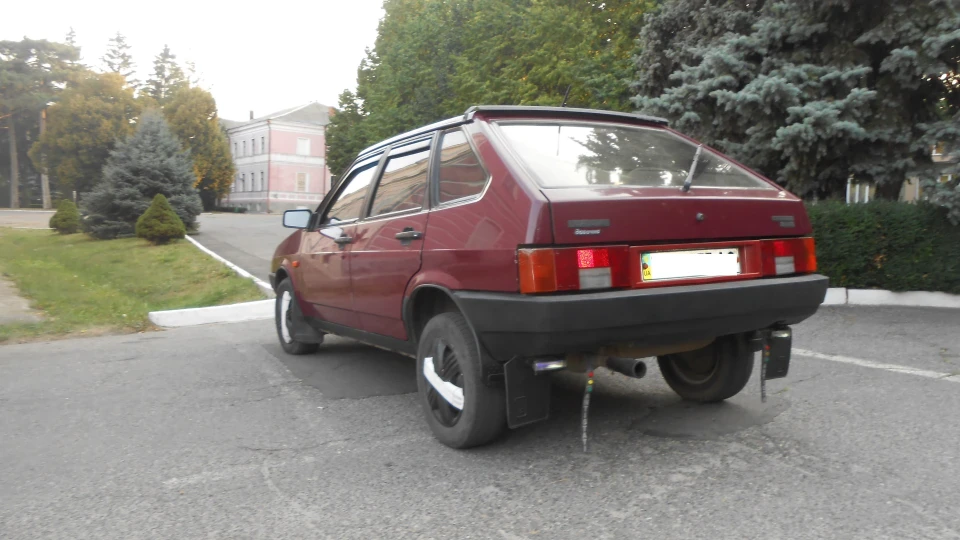 Lada 2109 4