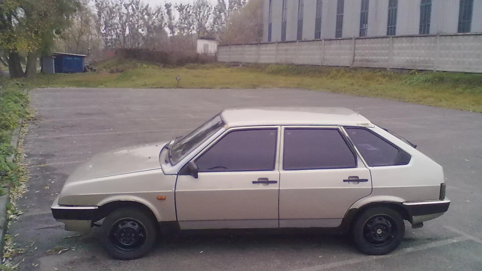 Lada 2109 4