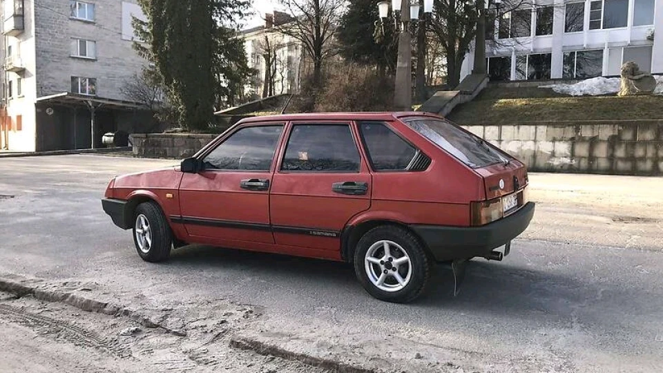 Lada 2109 3