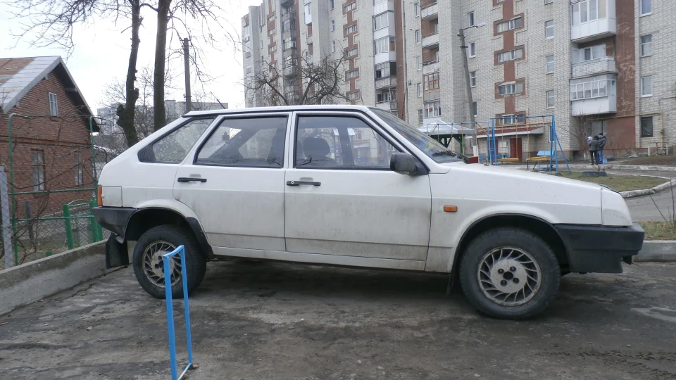 Lada 2109 5