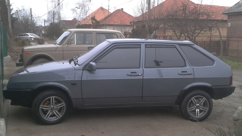 Lada 2109 3