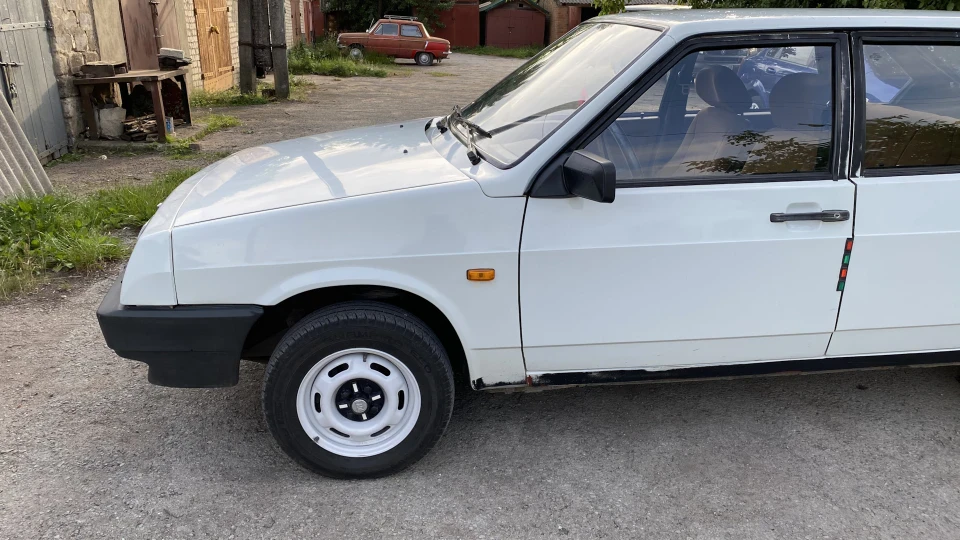 Lada 2109 3