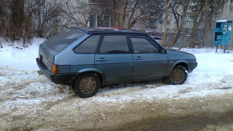 Lada 2109 4
