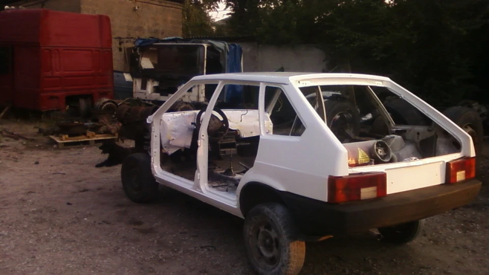 Lada 2109 4