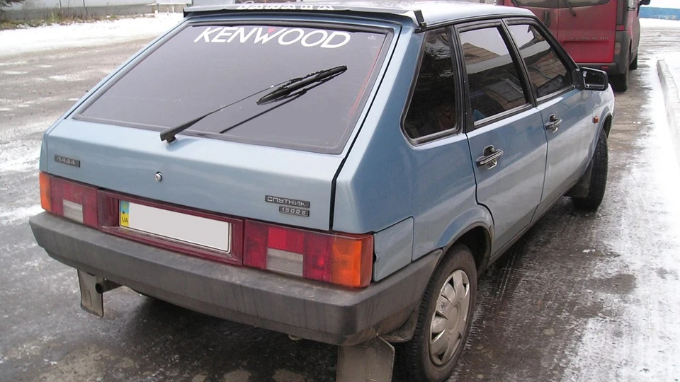 Lada 2109 1.5 карб 2