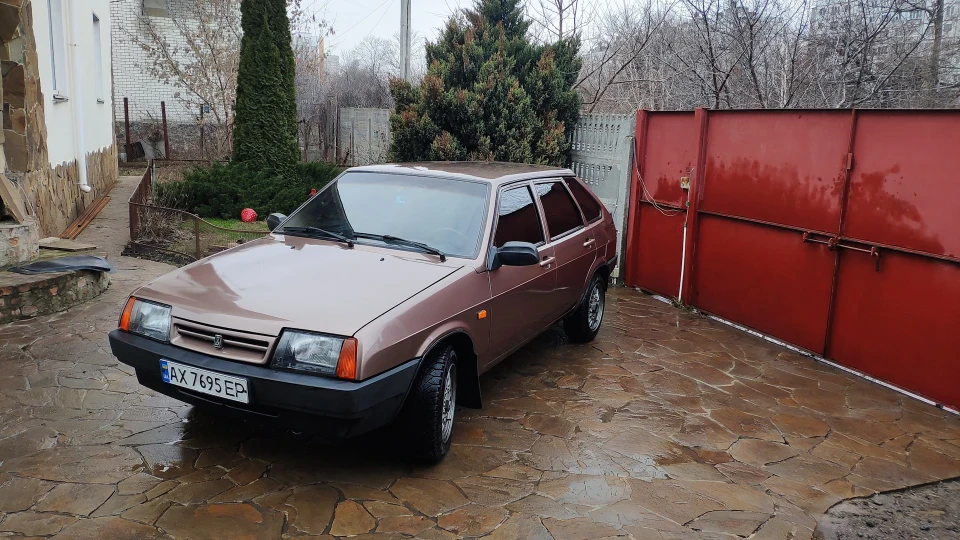 Lada 2109 16v Chocolata 3