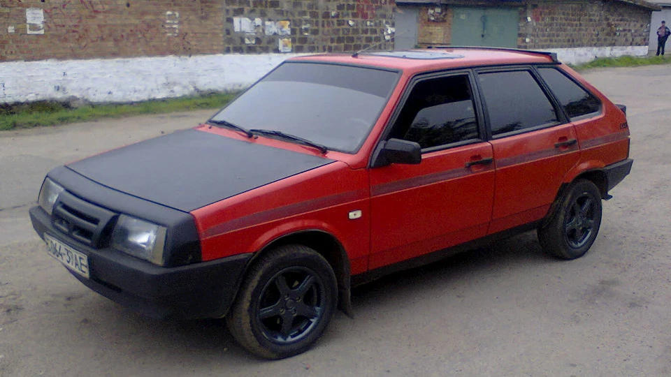 Lada 2109 90-х 4