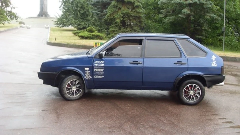 Lada 2109 Adidas